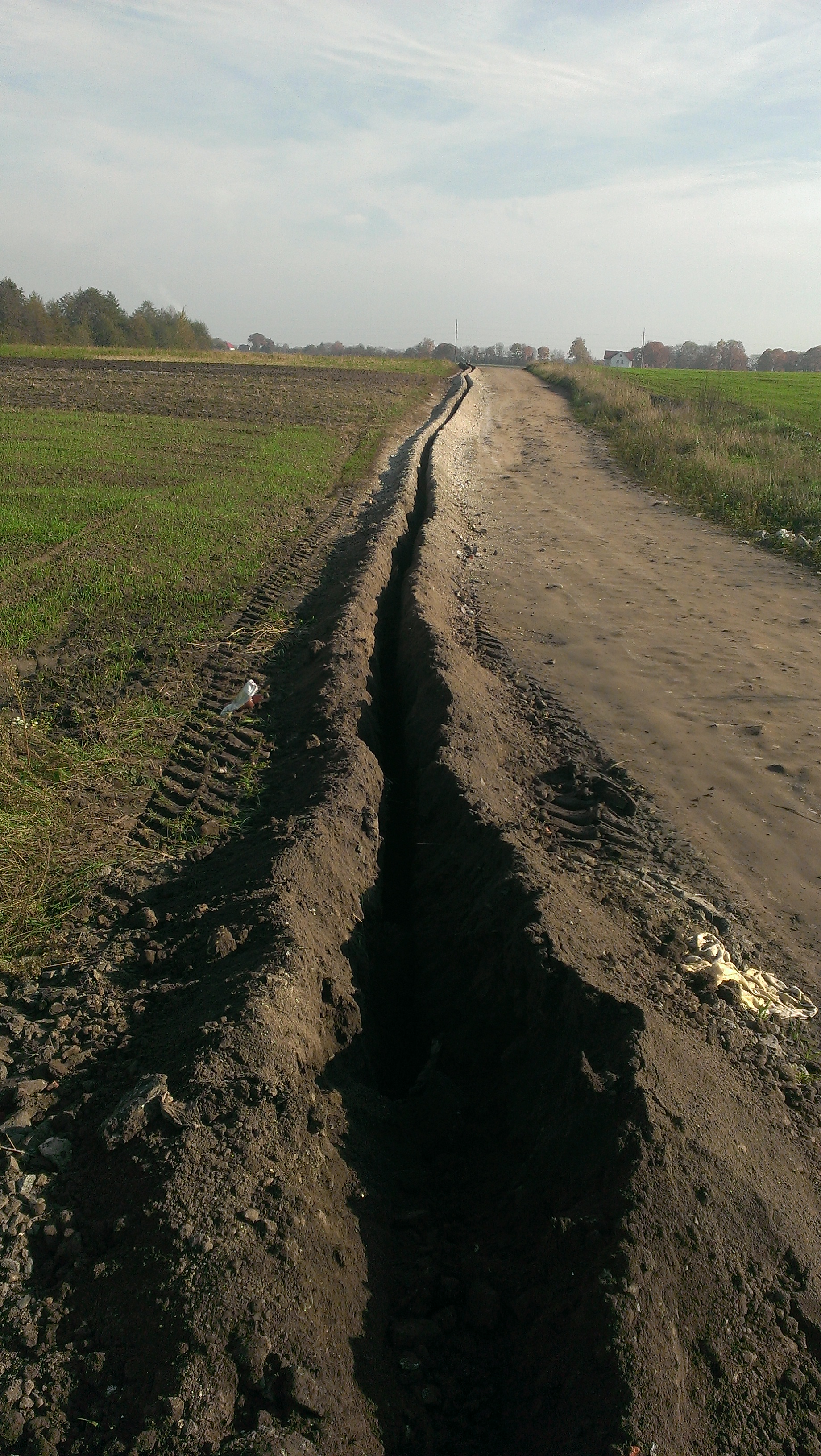 Надаємо послуги траншеєкопача та снігоочисника м. Рівне