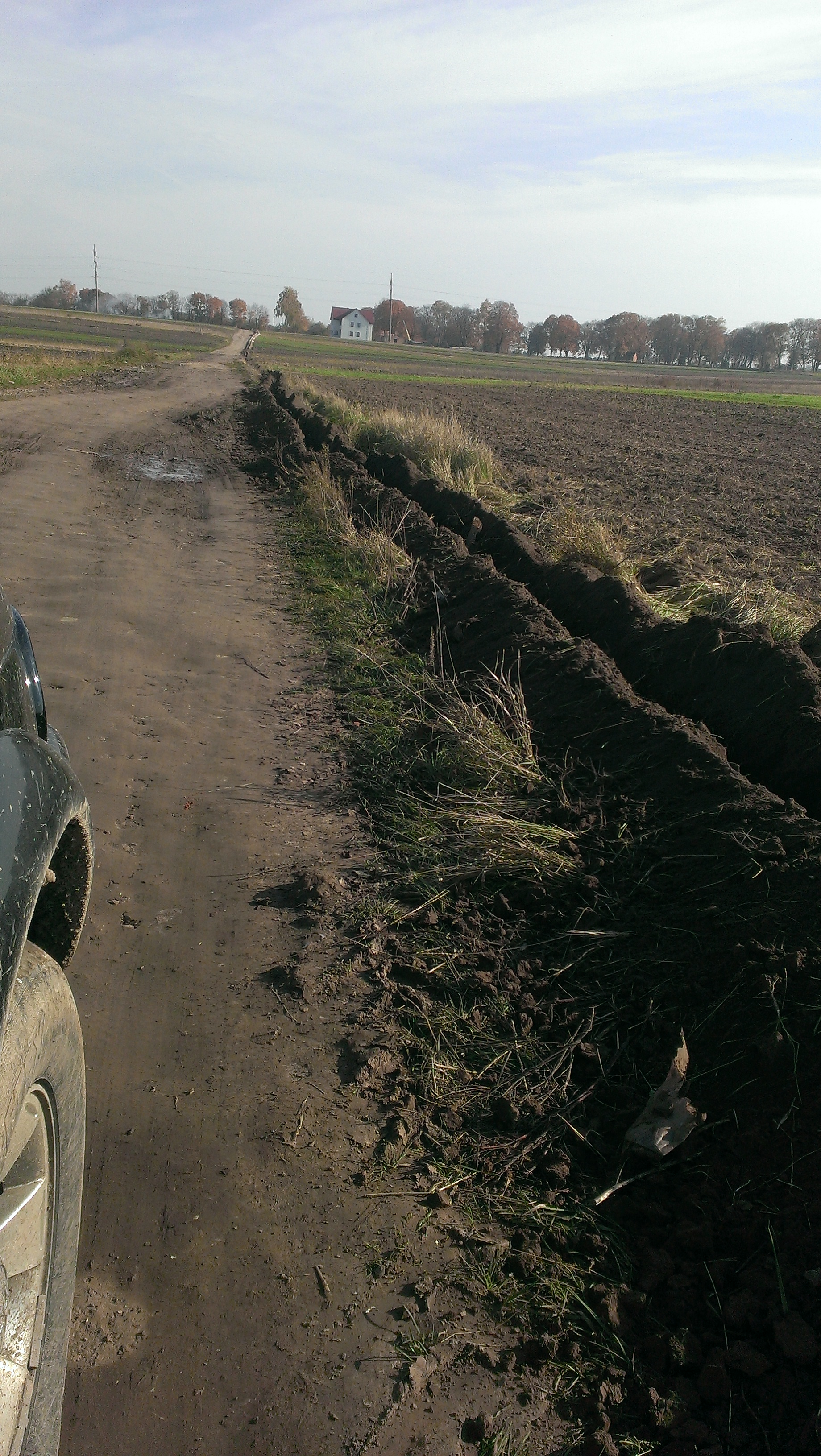Надаємо послуги траншеєкопача та снігоочисника м. Рівне