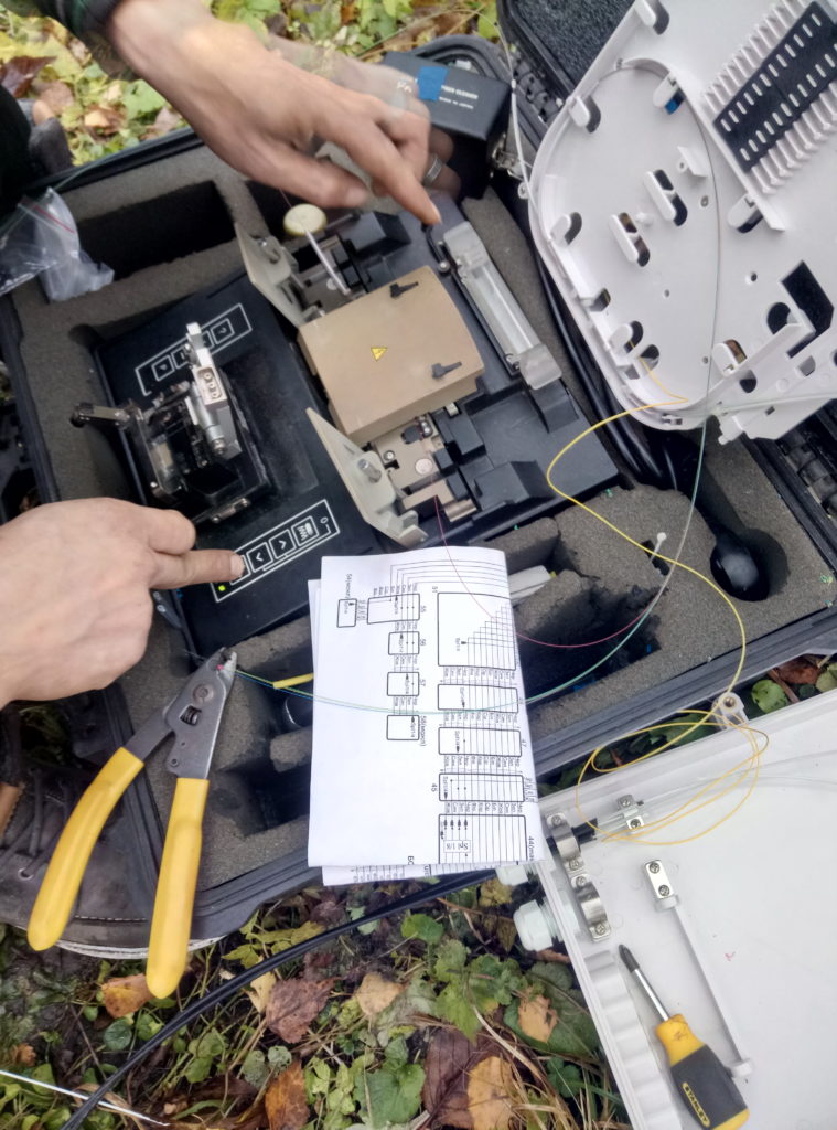 Зварювання оптоволокна