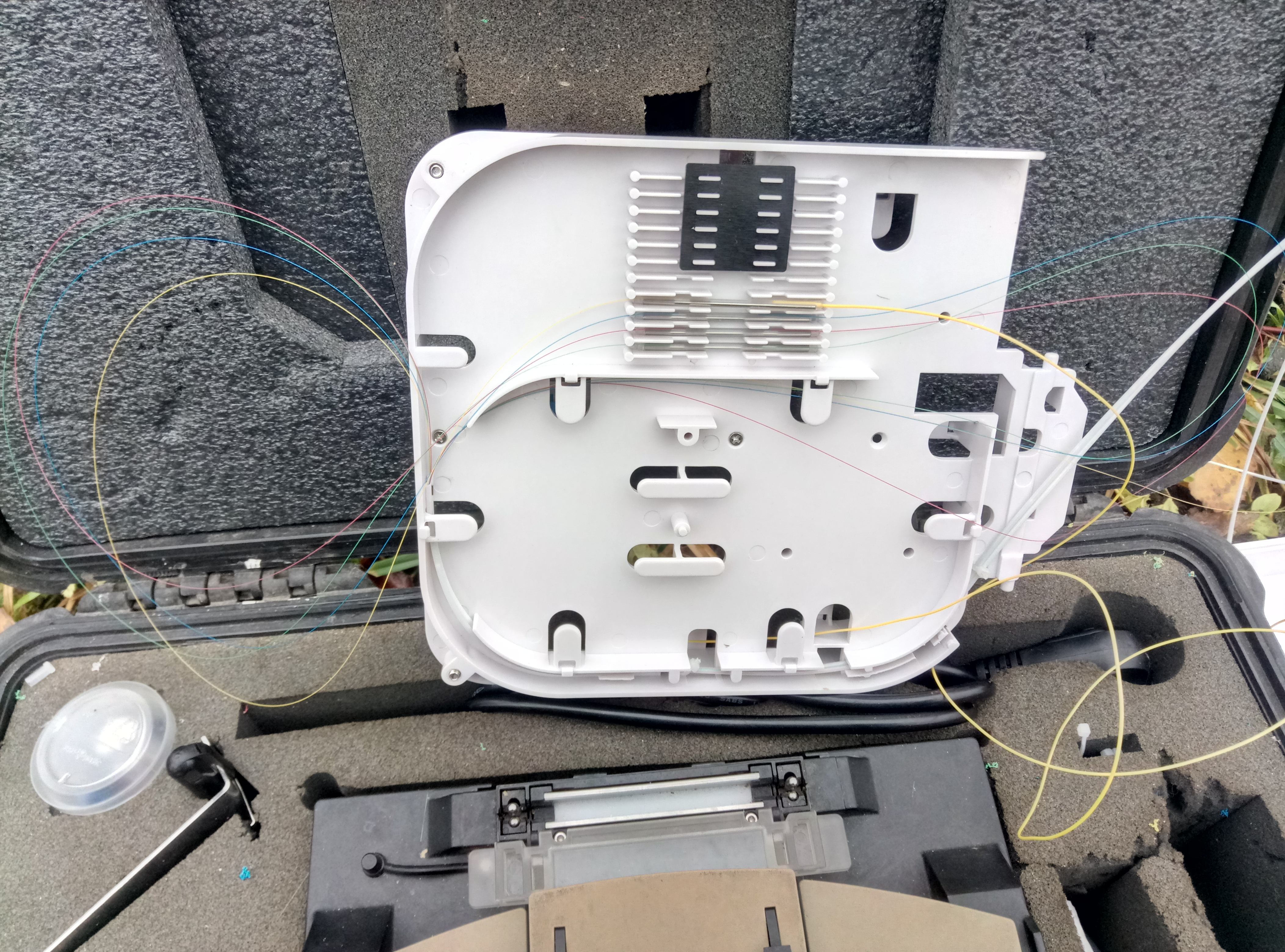 Зварювання оптоволокна